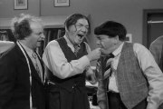 The Three Stooges - S 20 E 7 - Rip, Sew and Stitch