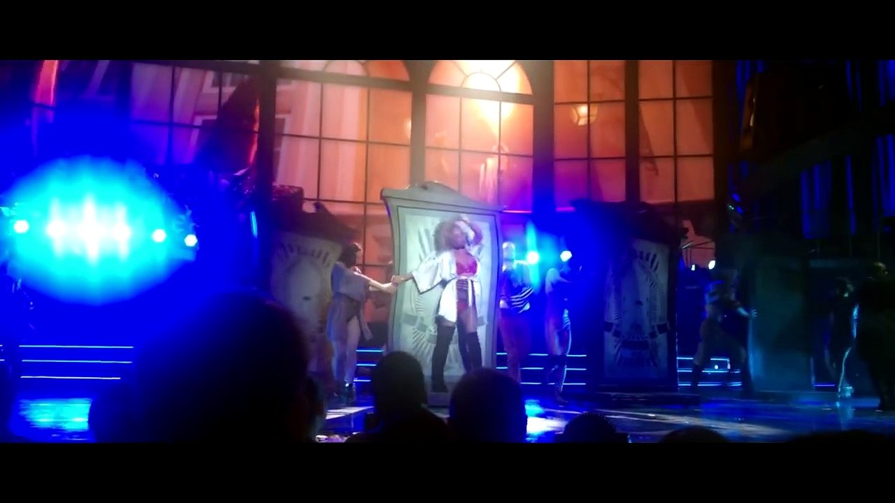 Britney Spears - Slumber Party (Live Las Vegas 2016)