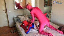 Pink Spidergirl is PREGNANT!! w/ Frozen Elsa & Spiderman ★ Superheroes Fun In Real Life :)