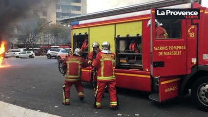 Marseille : un camion en feu en plein centre-ville