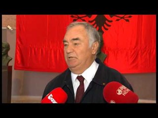 Ora News – 104-vjetori i Pavarësisë, ekspozohet pena e Ismail Qemalit