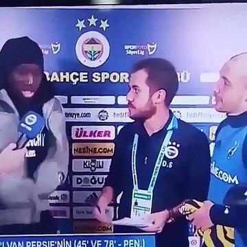 FB TV Yayınında Demba Ba: Şampiyon Yine Beşiktaş Olacak