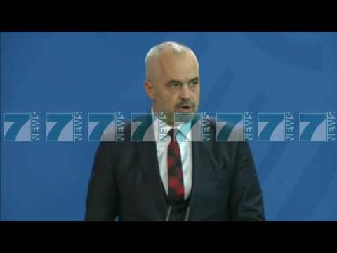 RAMA TAKON KANCELAREN, MERKEL PREMTON MBESHTETJE PER SHQIPERINE - News, Lajme - Kanali 13