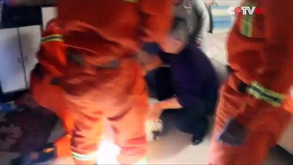 Chine : Une fillette coincée dans une machine à laver