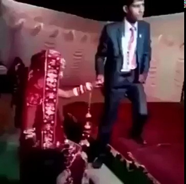 Close your Zipppppppppppppppp