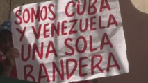 Entre banderas, arengas y lágrimas venezolanos despiden a Fidel Castro