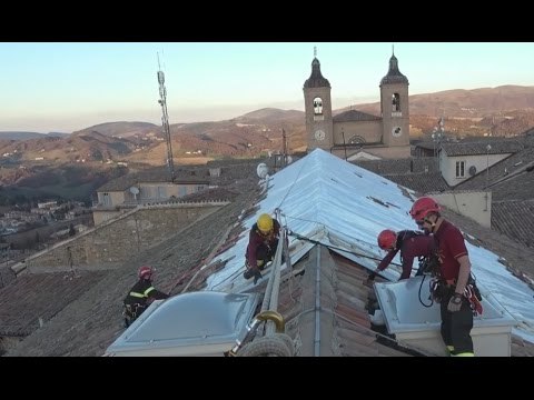 Camerino (MC) - Terremoto, recupero beni e verifiche di staticità (28.11.16)