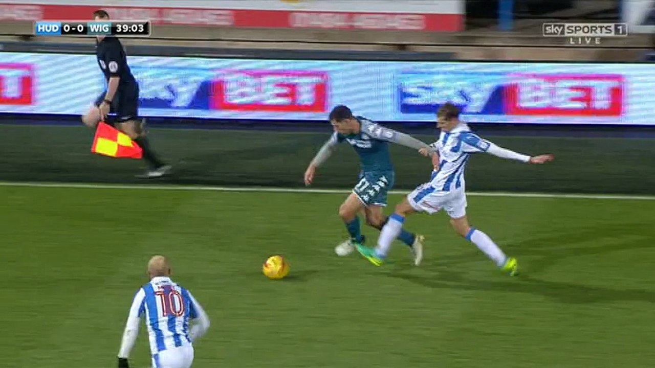 Reece Burke Goal HD - Huddersfield 0-1 Wigan  - 28-11.2016