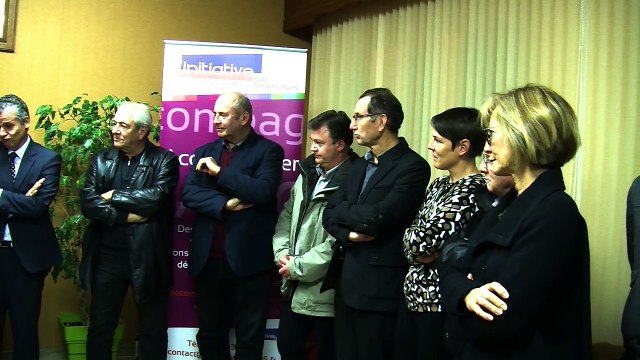 D!CI TV : Remise de chèques symboliques par l'association Initiative Sud Hautes-Alpes au Poët.