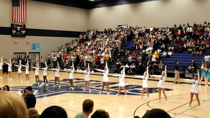 Siegel High Cheerleaders peprally