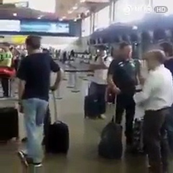 Plane carrying members of a Brazilian football team has crashed in Colombia