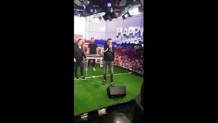 Le rappeur Mister You dérape en direct sur Happy Sports !