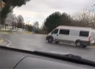 İstanbul trafiğinde tehlikeli şov