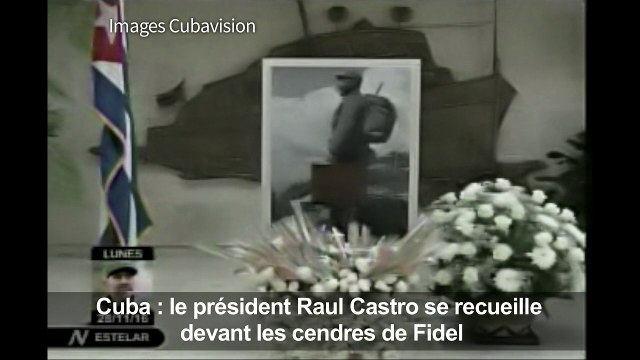 Cuba: hommage du président Raul Castro devant l'urne de Fidel