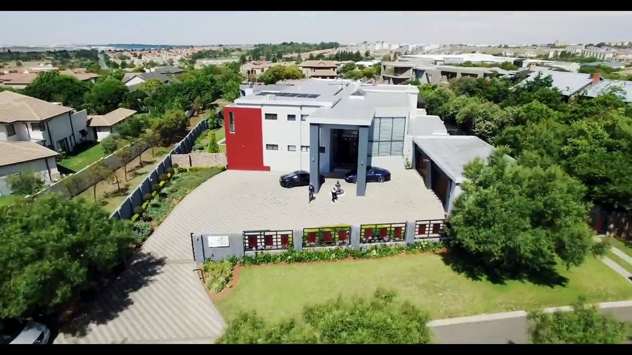 Emtee - Roll Up (ReUp) Ft WIZKID & AKA ( Official Remix)