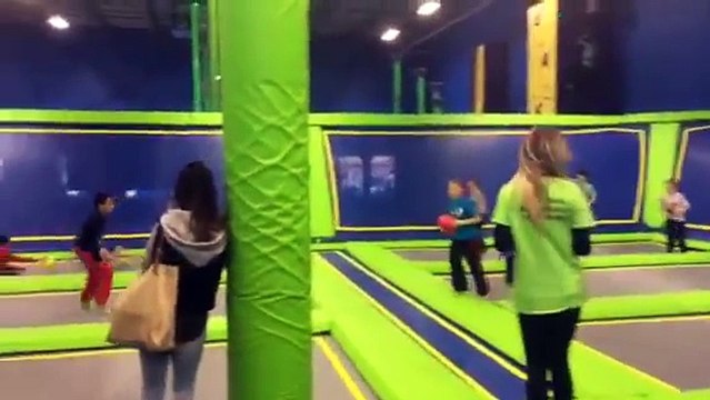 Enjoy Foam Pit, Jumping & Climbing at Air Riderz Trampoline Park Mississauga