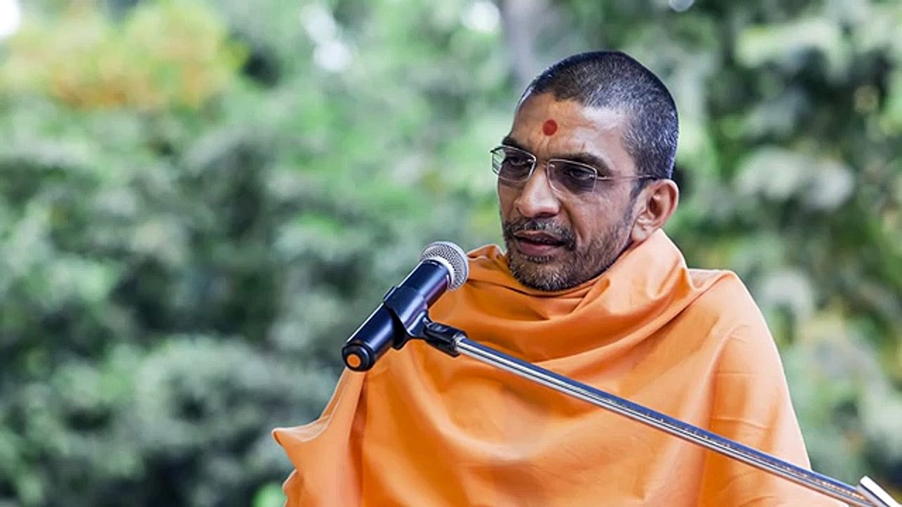 ચરિત્ર નું ઘડતર - Swaminarayan Katha By Pujya AdarshJeevan Swami - BAPS Pravachan- Katha