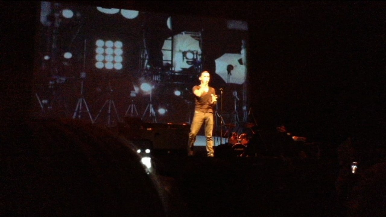 Maximilien Philippe (The Voice) - The Show Must Go On