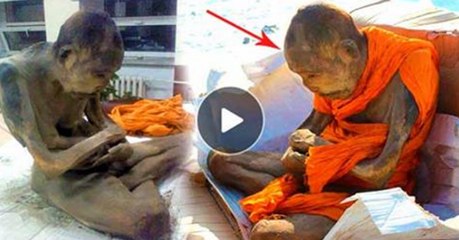 ─►Mummified MONK in Mongolia 'not dead', say Buddhists