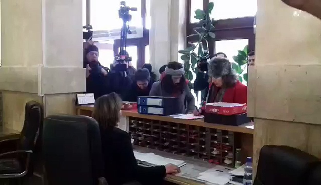 Lajmi.net - Dorrezimi i peticionit