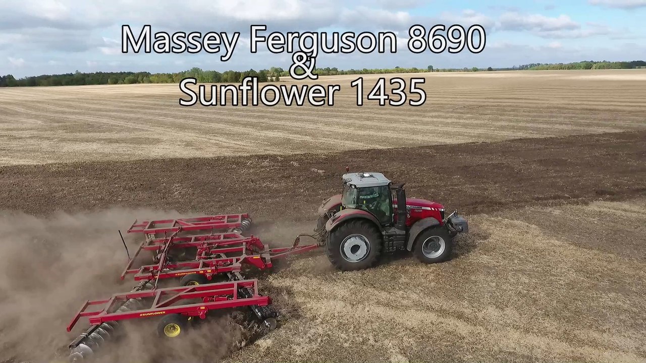 Massey Ferguson 8690 hard work 2016