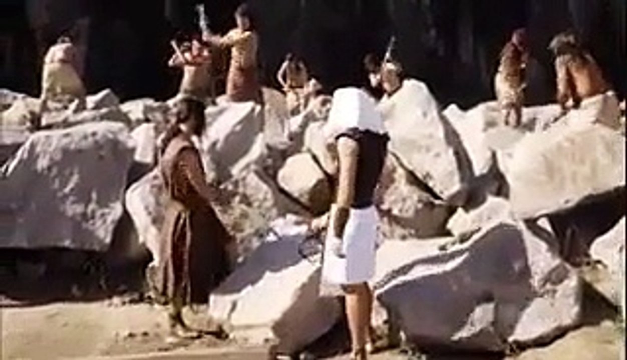 Jairo provoca a Oseias..