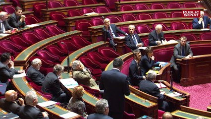 Les socialistes quittent l'hémicycle