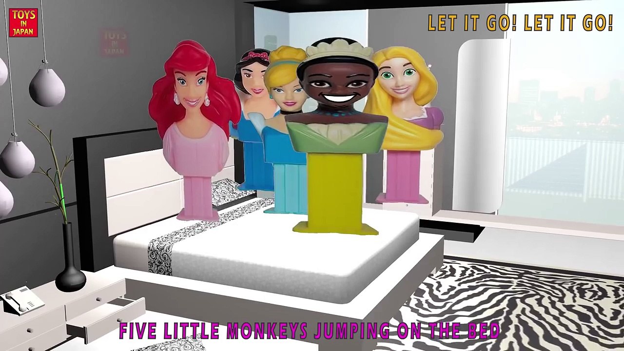 5 Little MARVEL AVENGERS PEZ CANDY DISPENSER Jumping On The Bed & MORE | 3D Nursery Rhymes