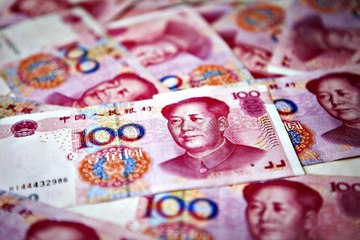 China clamps down on capital flight