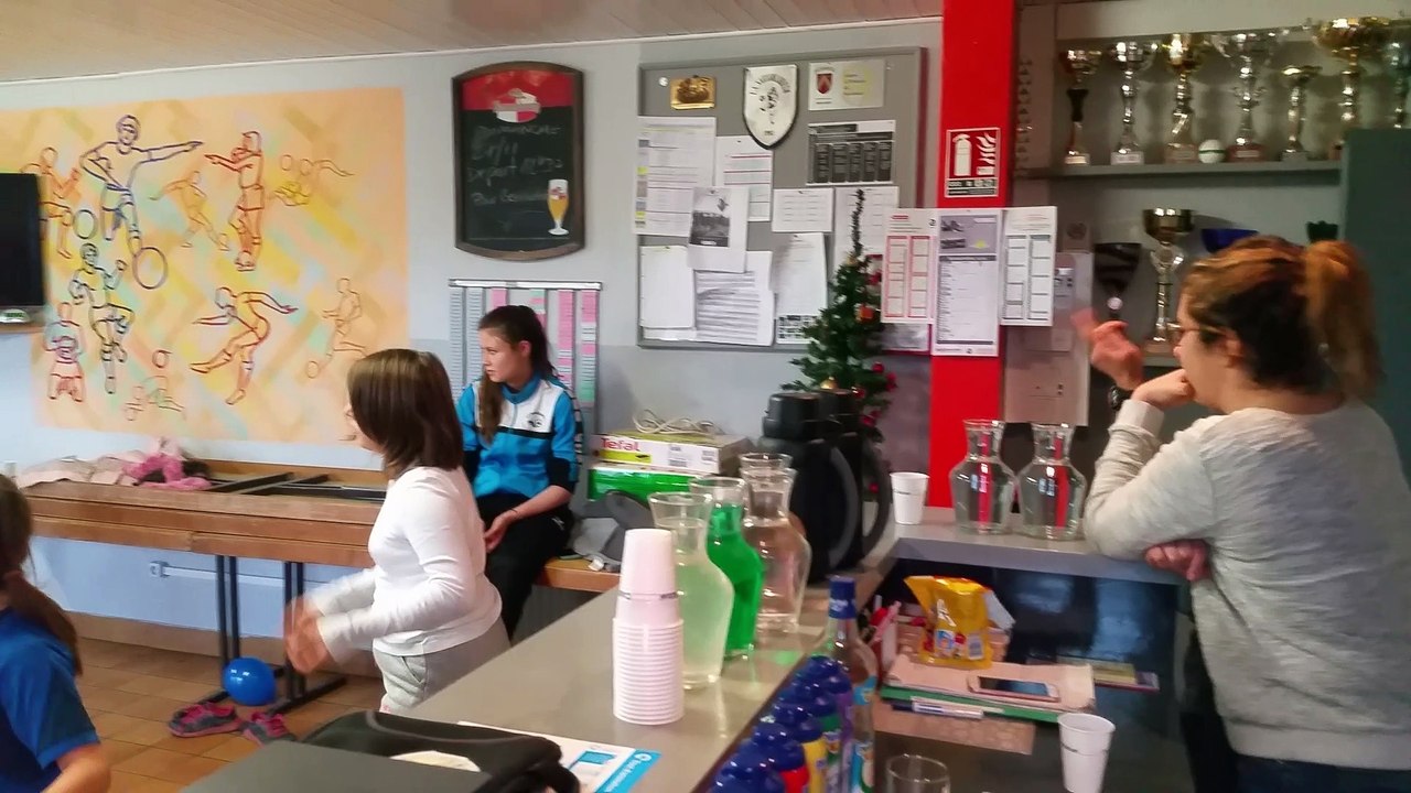 Fête de Noël des Poussines.3.