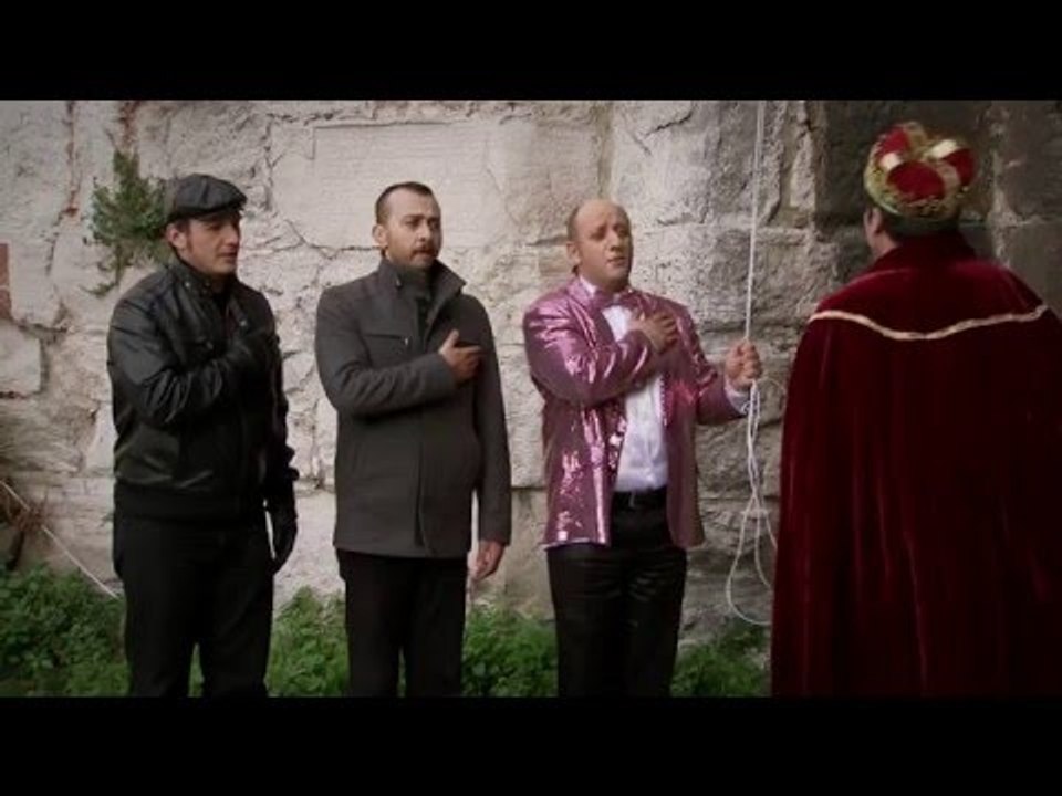 Leyla ile Mecnun - Batsın Bu Dünya