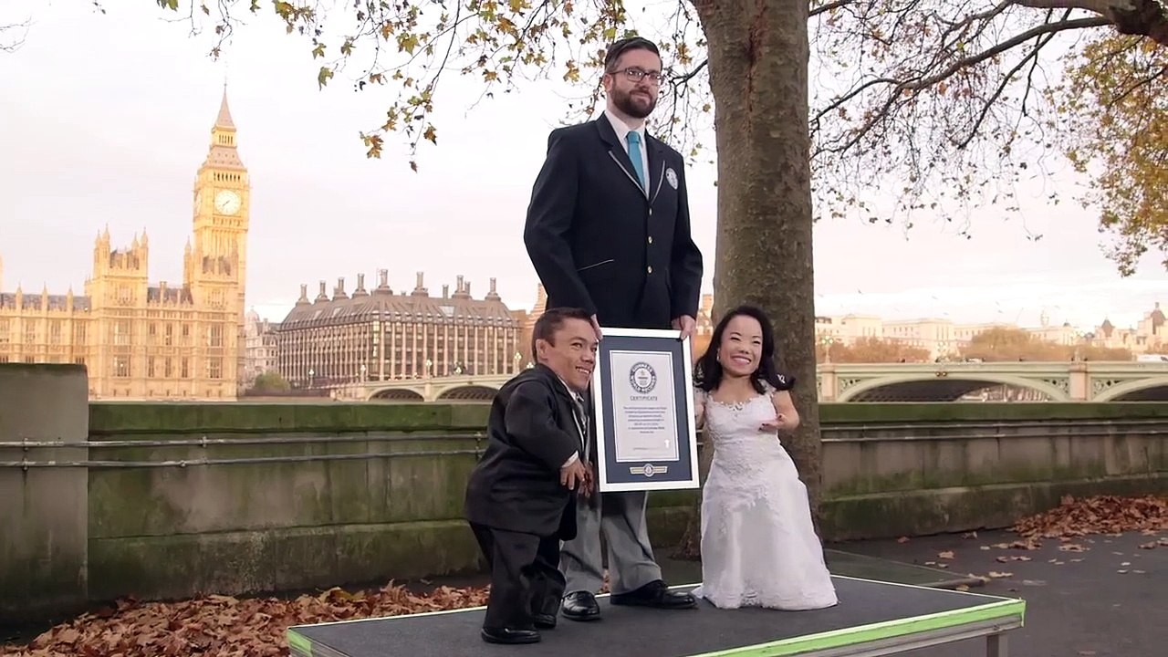 A eux 2, ils ne forment qu'un ! Ce couple a été élu, le couple le plus petit du monde !