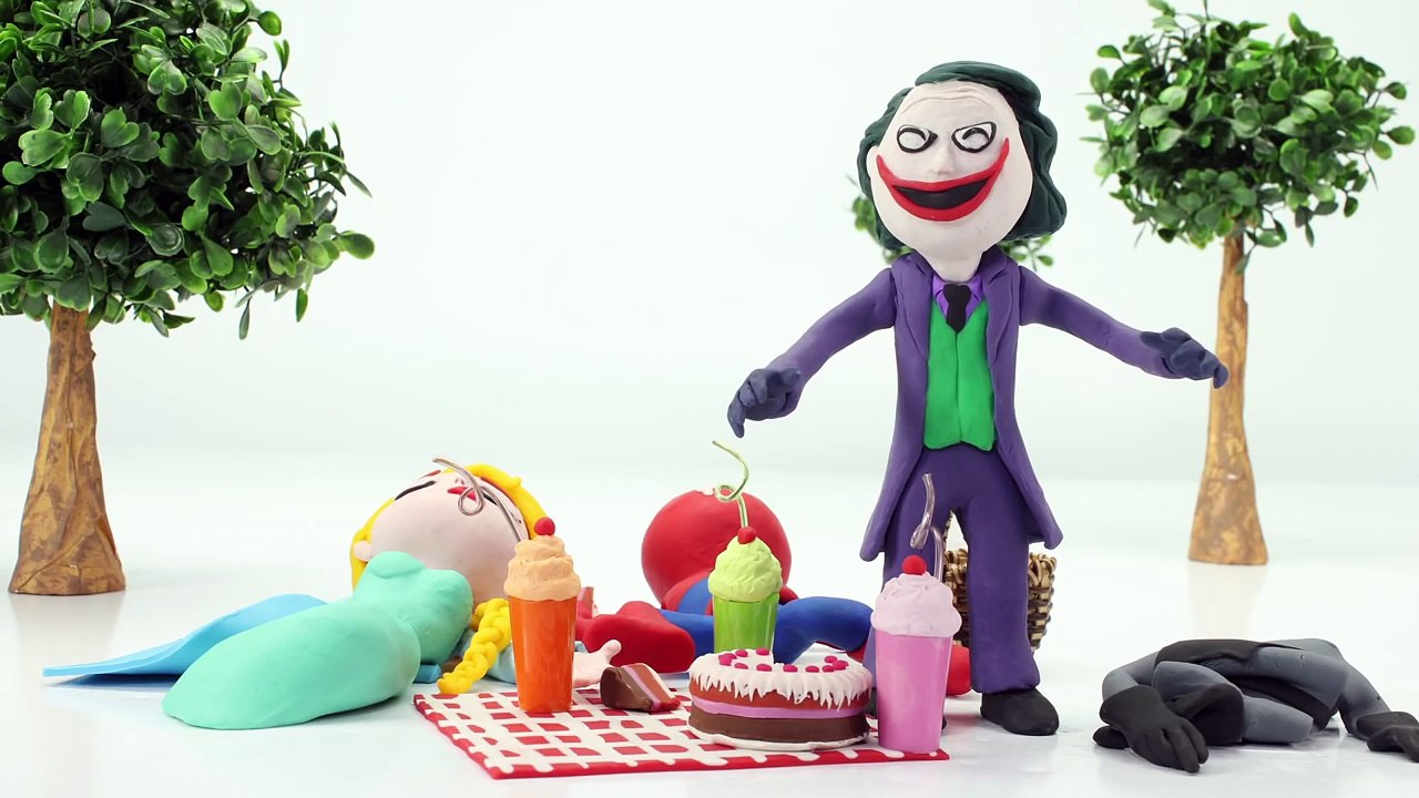 Bath Time! Frozen Elsa Bathtime Elsa Dating w/ Spiderman Superhero Stop Motion Videos Prank Videos