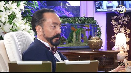 Dünya tarihinde hep iyilerle kötülerin ilmi mücadelesi var. Şu an dünya kıyamete doğru gidiyor.