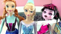 Frozen Elsa, Anna, Violetta im Bikini und Draculaura gehen gemeinsam in den Tinti Glibbi Pool