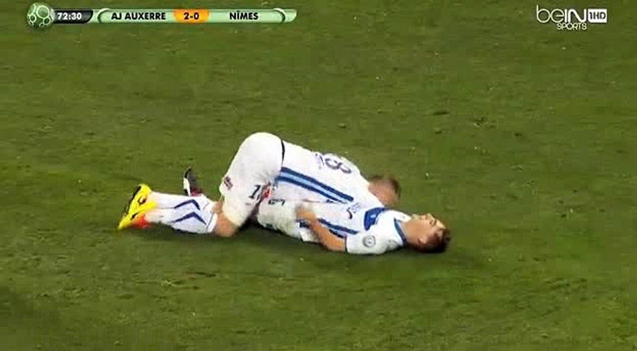 Gaetan Courtet Goal HD - Auxerre 2 - 0	 Nimes 29.11.2016