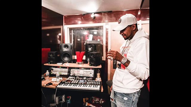 Juelz Santana “Up In The Studio Gettin Blown Pt. 2 Freestyle” (WSHH Exclusive - Official Audio)