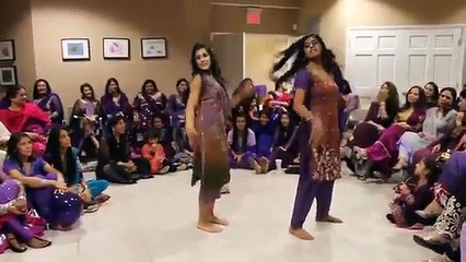 Ayesha's Mehndi Dance, Dholki Dance 2015 video