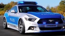 Polícia alemã apresenta a sua nova máquina. Ford Mustang V8 GT alterado...