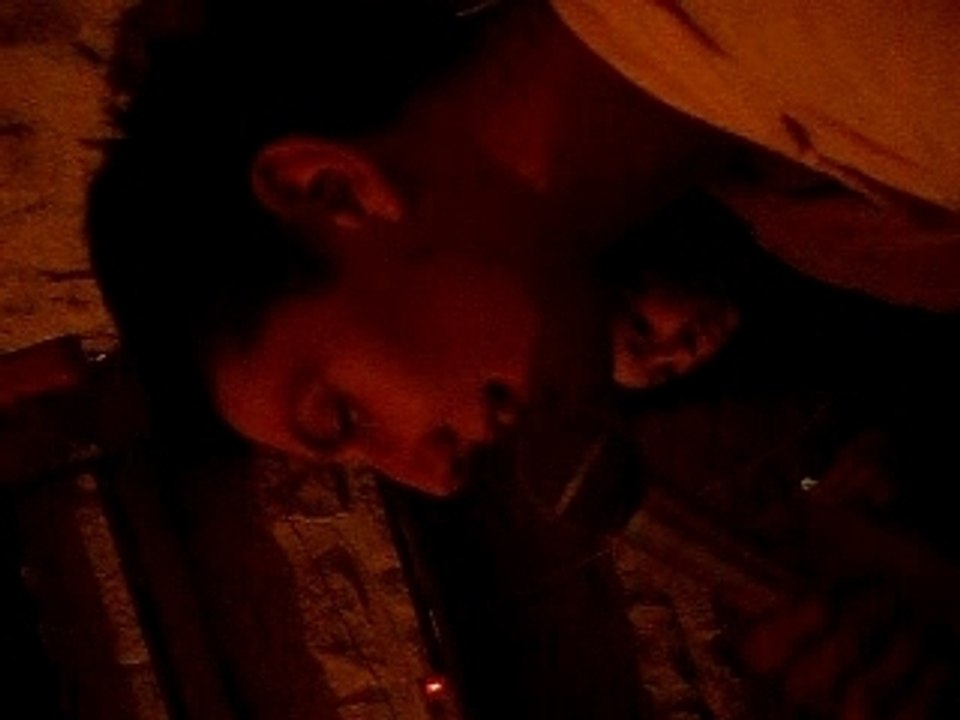 Damien en plein délire