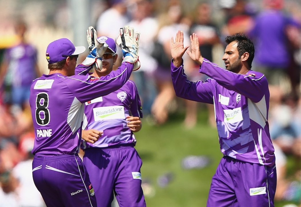 Shoaib Malik beautiful catch cricket