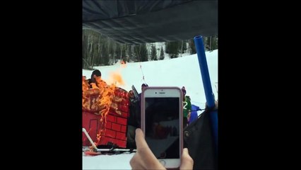 Une descente en luge en feu.. Risqué