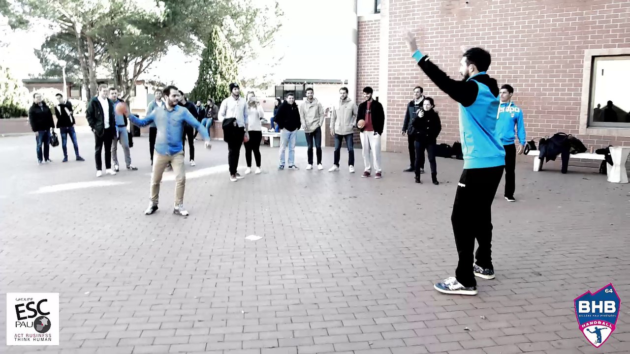 Notre opération étudiHand sur le campus de l'ESC Pau