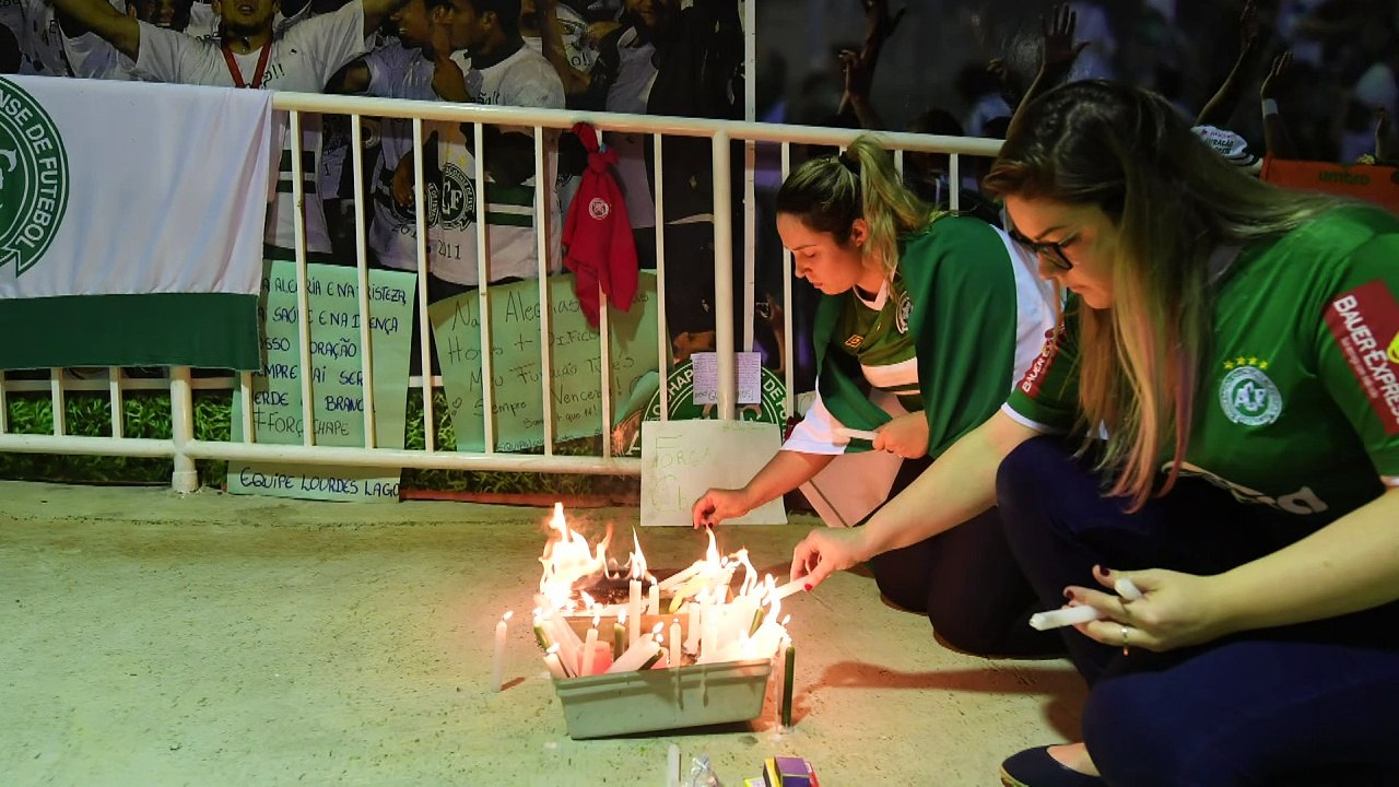 Flugzeugunglück vereint Brasilien und Kolumbien in Trauer