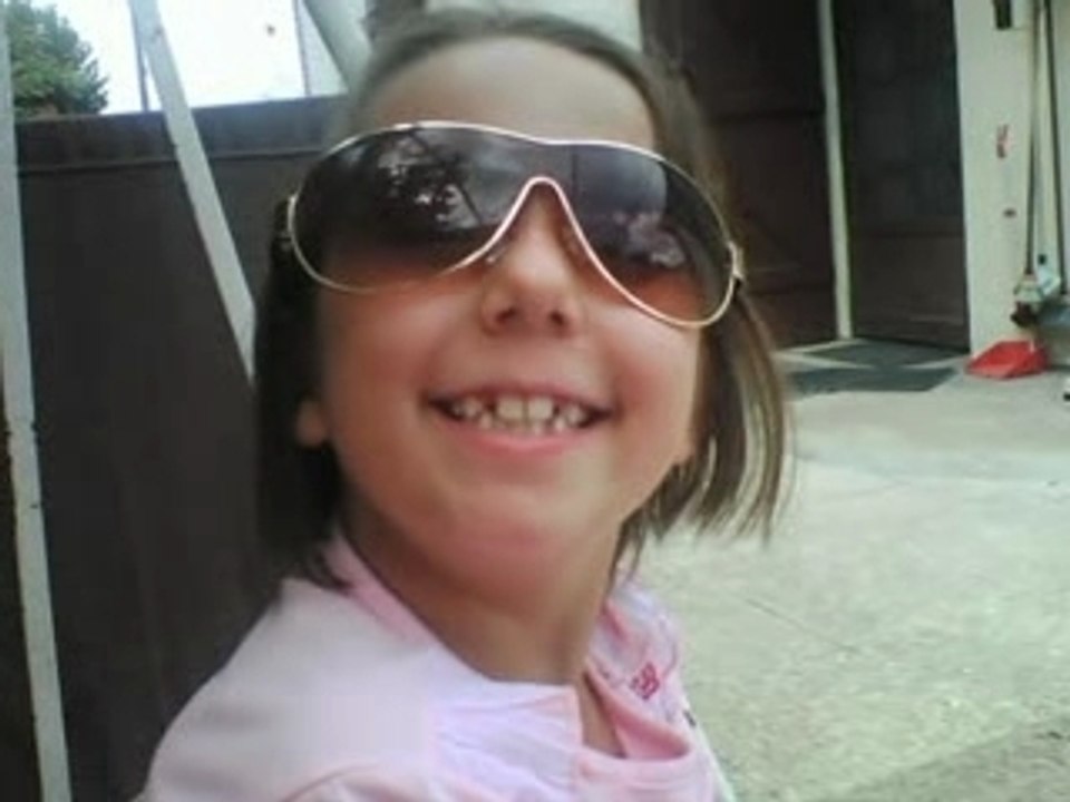 Video pour Nini