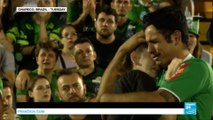 Brazil: thousands gather in Chapeco pitch and church to mourn football team plane crash