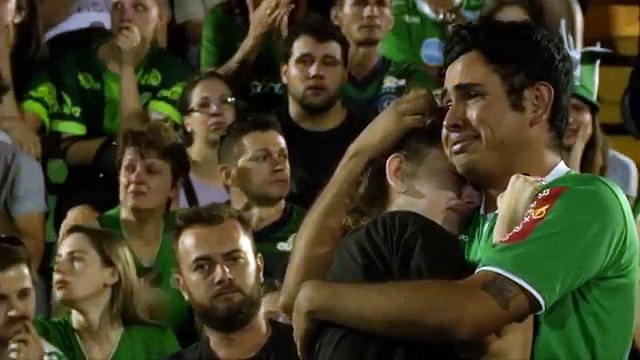 Brazilian soccer fans mourn Chapecoense air crash victims