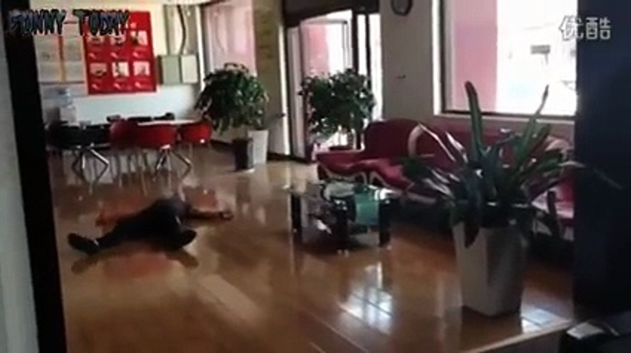 Ils son vraiment trop fou... Je n'men lasse pas