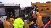 Ankara Keçiören'de korkunç kaza! Otobüs ile kamyon kafa kafaya çarpıştı