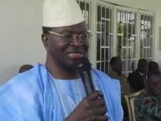 Fologo à ses détracteurs:"si vous mettez votre linge sous la pluie pour qu'il sèche, vous êtes..."